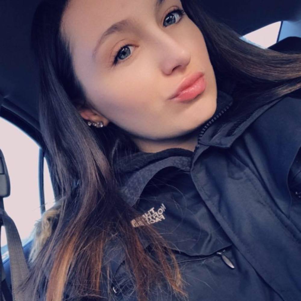 Meet your Posher, Abby
